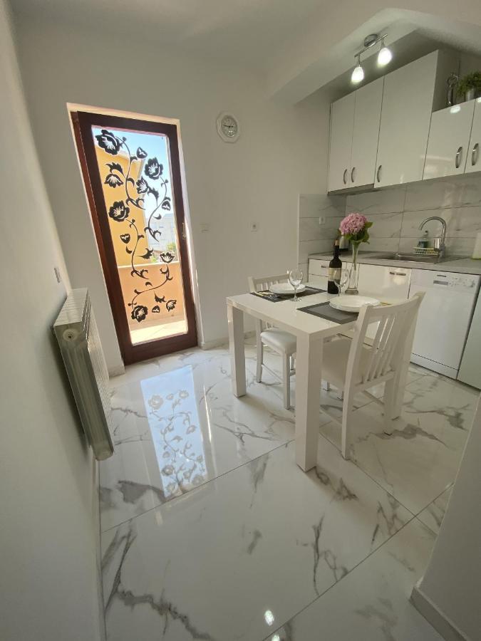 Borik Hills Apartment Zadar Bagian luar foto